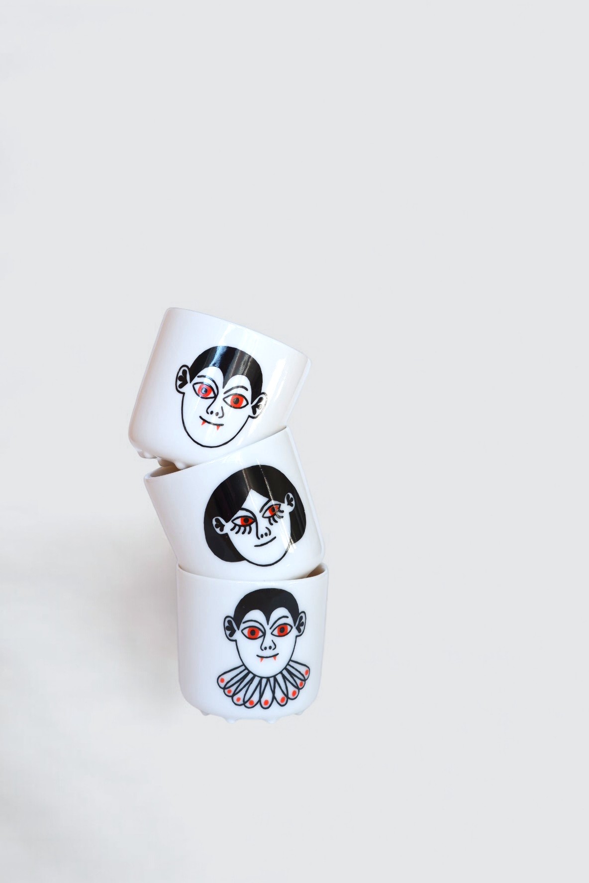 Set of three cups Black